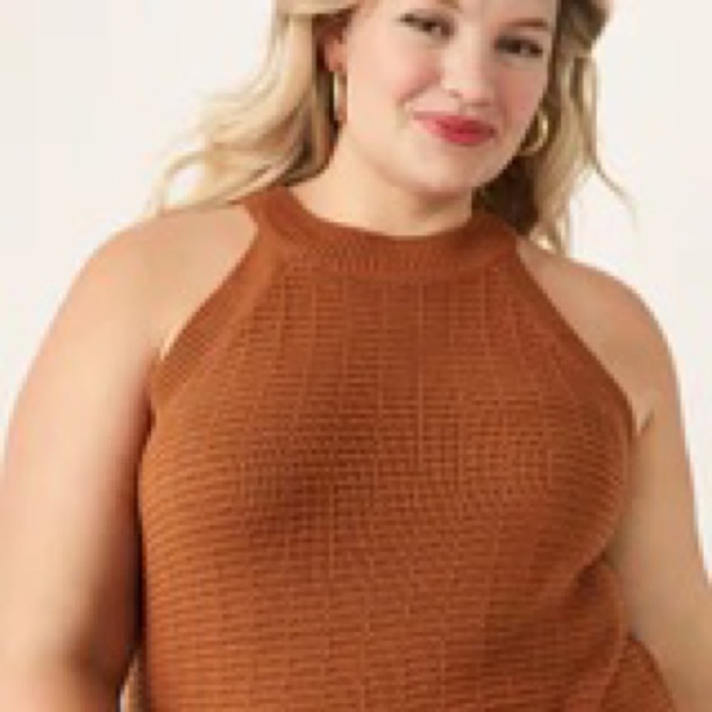 Bella Crotchet Halter Top